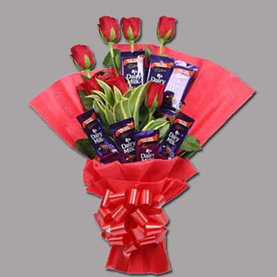 "Chocos with Roses bouquet - code RB03 - Click here to View more details about this Product